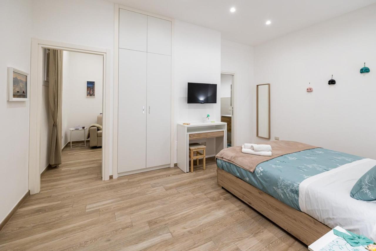 Adelis Case Vacanza Napoli Exterior foto